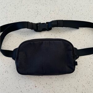Lululemon belt bag 1.5 L